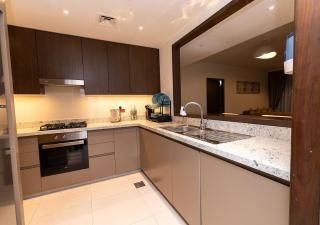 Luxury stay at Downtown Dubai-Walk to Burj Khalifa - 2