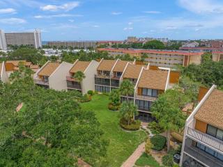 Midnight Cove II 822F - 1