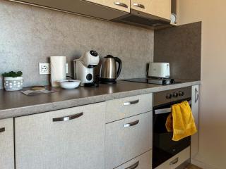 Quiet & Comfortable Urban Retreat - 2