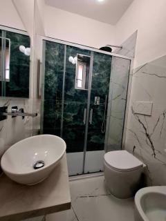 Rhome Sweet Rhome - 1