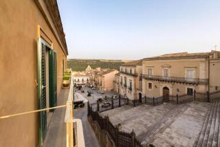 Großes Appartement In Ragusa Mit Kleinem Balkon - 6