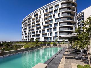 Elcaro Luxe Suite at The Ellipse - 3