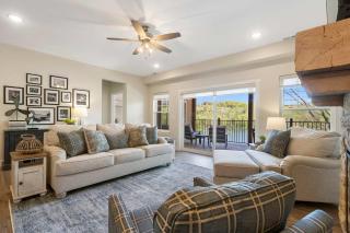 Lakeview Oasis with Onsite Amenities - 1