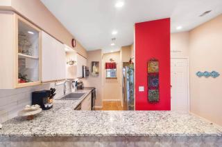 Home on the Golf Range - Holiday Hills Branson Golf Resort Outdoor Pools - 2