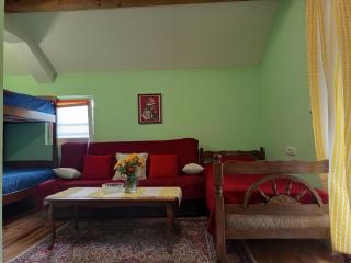 Guess House Tara Studio - 1