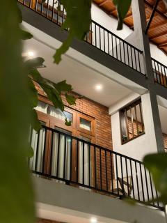 Harohi Hotel and Residence - 9