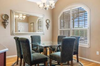 Glory Daze - Overlooking the Golf Course - 6