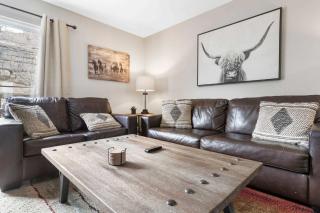 Urban Farmhouse - Refreshing Pool - 3