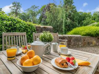 Fox Cover - Uk49892 - 5