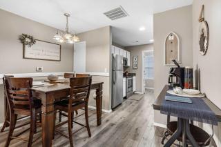 Ozark Overlook - Private Patio & Minutes to Attractions - 3