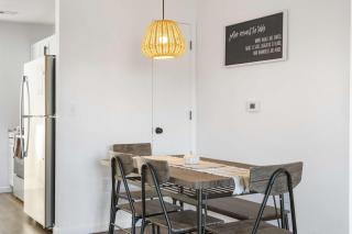 New Listing Vineyard Valley Views - Balcony - 1