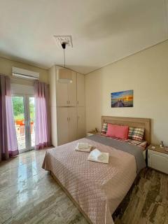 Dimitra's Little Beach House paradise by "elite" - 6