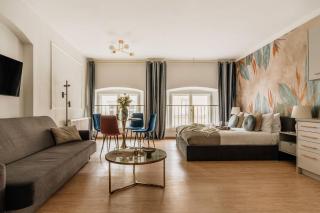 Gallery 7 Apartments - LoftAffair Collection - 0