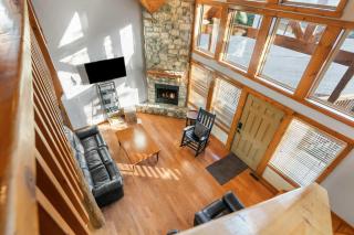 Kemper's Cabin by Silver Dollar City - Ideally located - 8