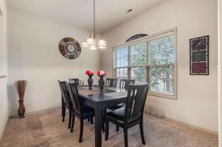 Silver Dollar Hideaway - Pet Friendly - 2