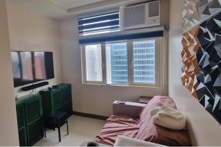 1 Bed Apartment Sleeps 2 with Parking - 8