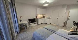 Liberty Square Deluxe - 5