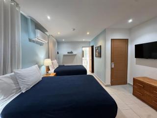 Sandy Beach Hotel - 9