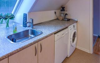 Pet Friendly Apartment In Blåvand With Wifi - 4