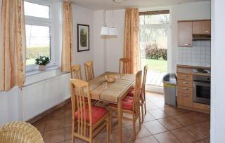 Gorgeous Home In Röbel With Lake View - 5