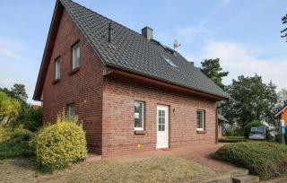 3 Bedroom Beautiful Home In Röbel - 0