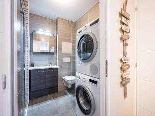 Appartement 3 pièces neuf à La Plagne avec 2 parkings, 4 personnes - FR-1-351-272 - 3