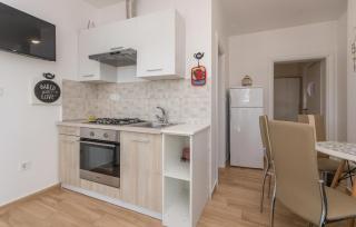 1 Bedroom Beautiful Apartment In Turanj - 1