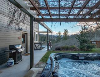 Hazel House 30 day minimum - 6