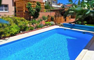 Amazing Apartment In Medulin With Swimming Pool - Medulin - 0