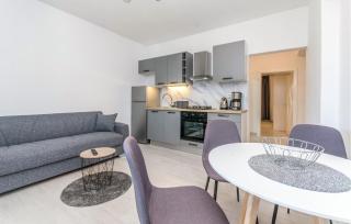 Awesome Apartment In Turanj With Wifi - 8