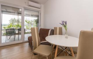 Stunning Apartment In Turanj With Wifi - 3