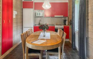 2 Bedroom Gorgeous Home In Våxtorp - 5