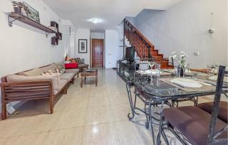 2 Bedroom Pet Friendly Stacaravan In Santa Pola - 7