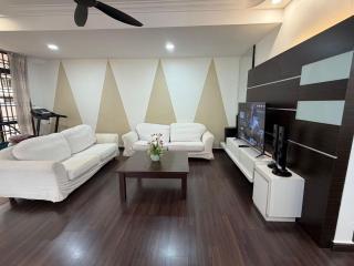 Luxury 5Room 14pax Taman Desa Cermerlang - 0