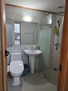 모던하우스 홍대 - 6