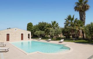 Gorgeous Home In Modica - 0