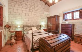 Gorgeous Home In Modica - 5