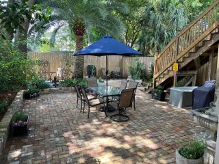 Marigny home has it all, location & comfort! - 8