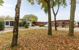 4 Bedroom Cozy Home In Erm - 1