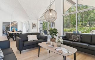Cozy Home In Glesborg With Sauna - 7