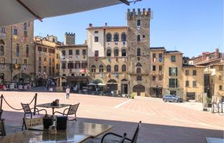 Stunning Apartment In Bibbiena - 2