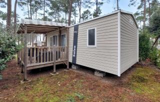 Stunning Stacaravan In Saint-Julien-En Born - 1