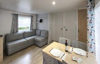 Stunning Stacaravan In Saint-Julien-En Born - 4