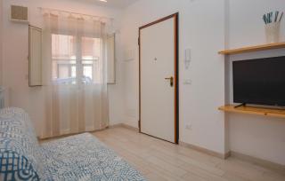 Amazing Apartment In Comiso - 4