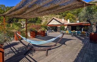 Amazing Home In Genestelle - 9