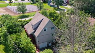 5 Bedrooms, Mountain Views, Steps from Blue Mountain Village, Hot Tub, BBQ - 9