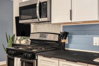 Golden Haven - New Corporate Apt Downtown - Grand Rapids - 6