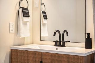 Golden Haven - New Corporate Apt Downtown - Grand Rapids - 8