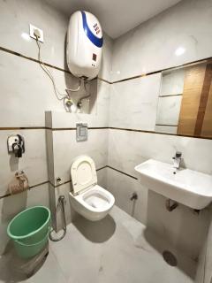 Hotel Perfect Istay walking connaught place & Metro station - 9