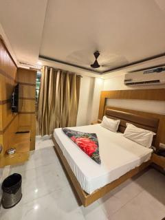 Hotel Perfect Istay walking connaught place & Metro station - 0